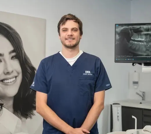Dentist Arad - Dr. Andrei Stoica, medic stomatolog - estetica dentara si stomatologie laser.