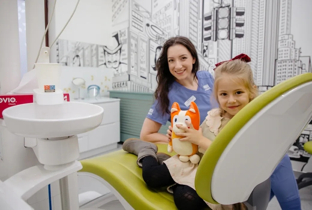 Medic stomatolog pediatru Dr. Ana Pavalan