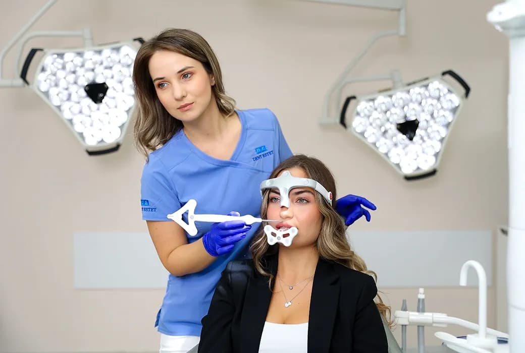 Dr. Silvia Zaharii_MODJAW DENT ESTET Bucuresti