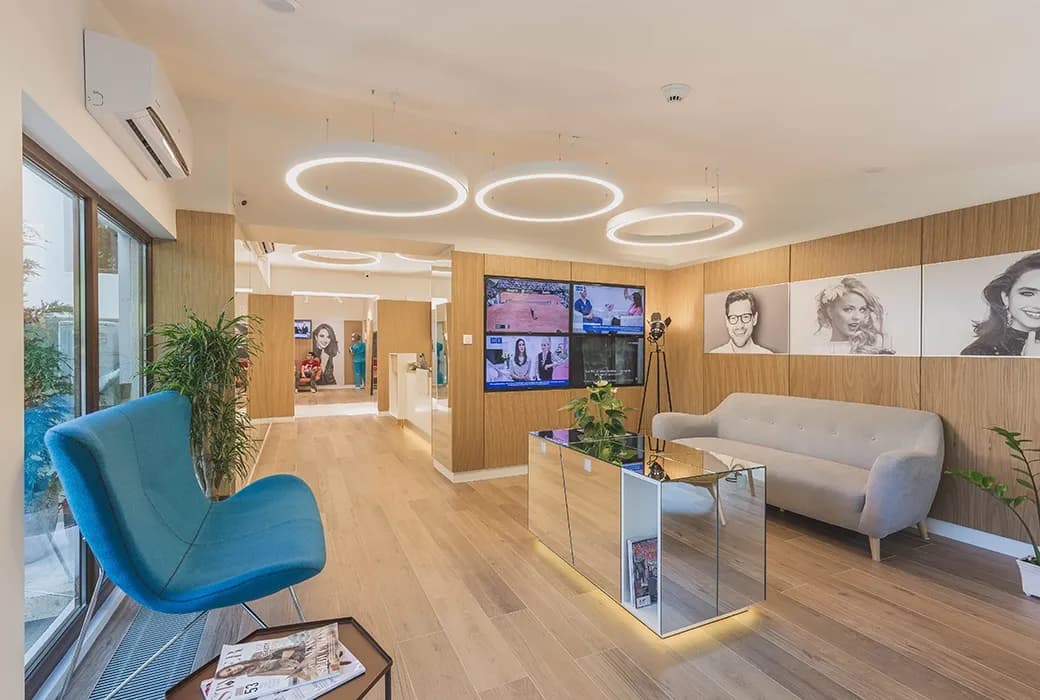 Receptie clinica stomatologica DENT ESTET Bucuresti