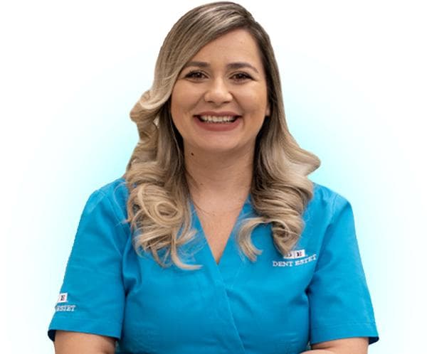 Dentist București - Dr. Marina Dobre, medic specialist în chirurgie dento-alveolară.