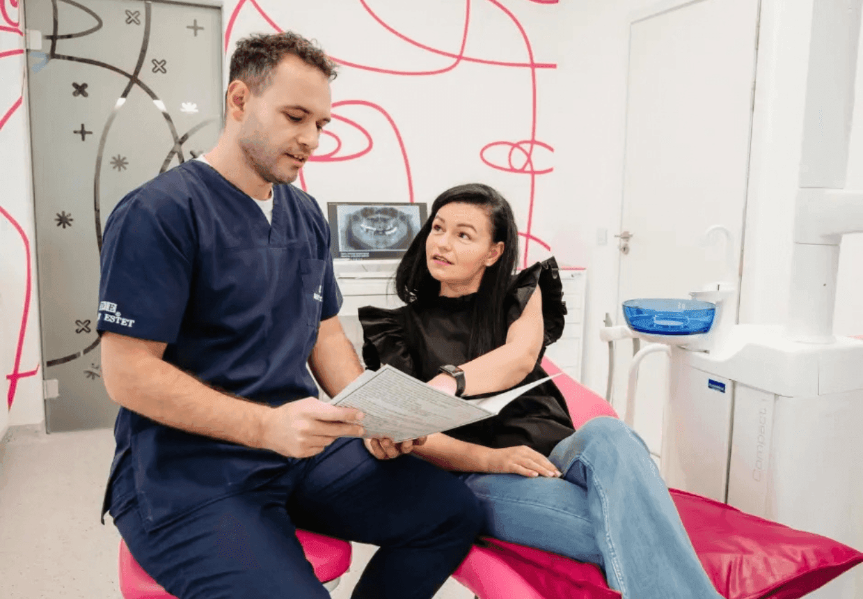 Consultație stomatologică DENT ESTET Brașov