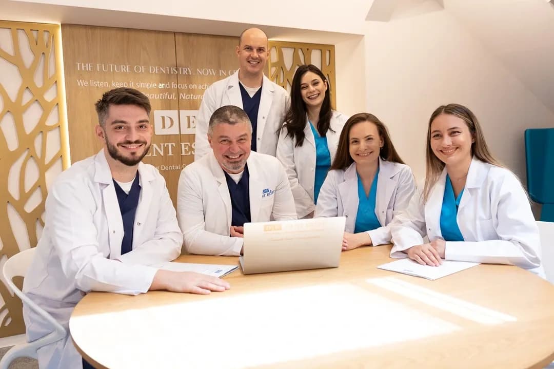 Echipa medicală a clinicii DENT ESTET Craiova