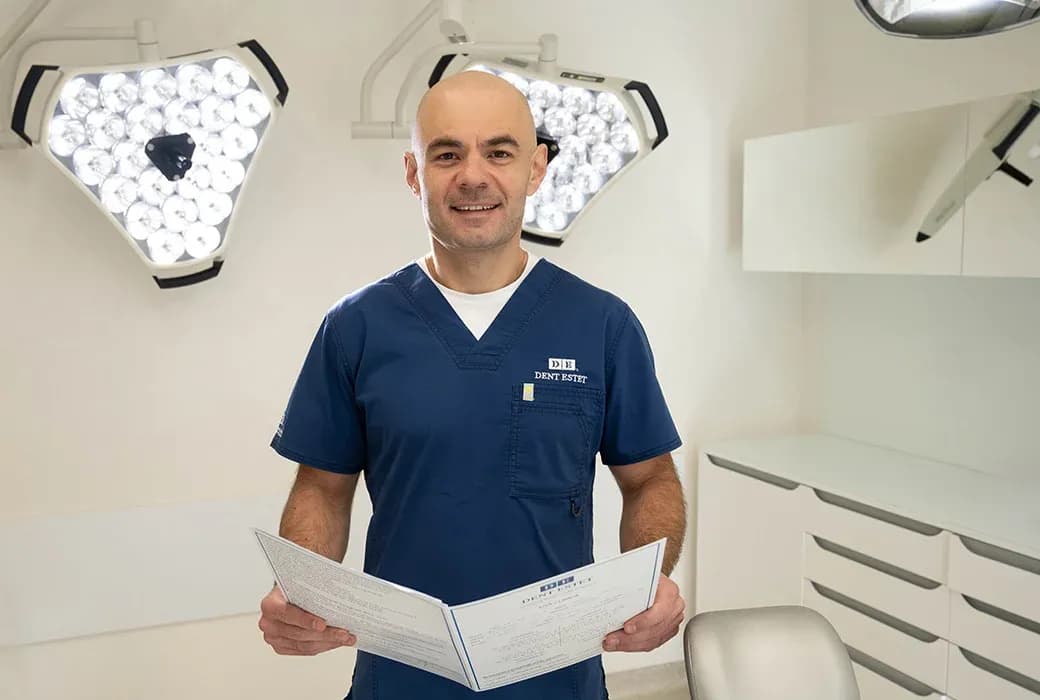 Dr. Vasile Branici - medic stomatolog Bucuresti - Chirurgie dento-alveolara Implantologie