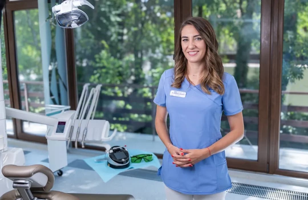 Dr. Anamaria Ghiurcă, medic specialist Parodontologie