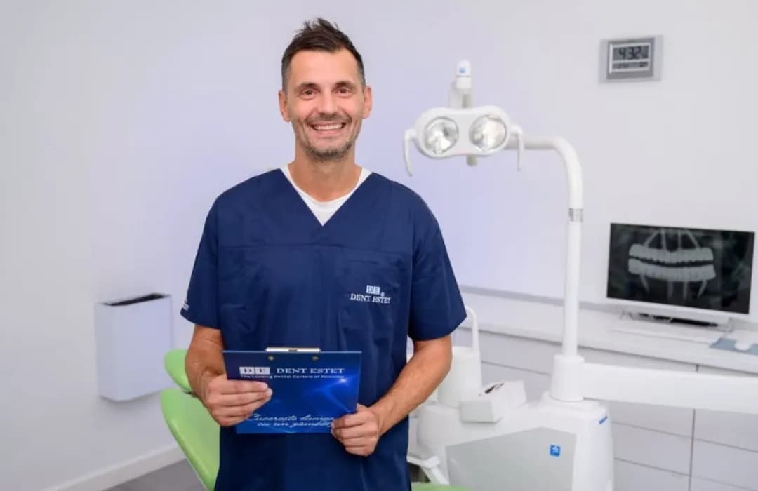 Medic stomatolog chirurg Dr. Bogdan Bumbu, DENT ESTET Oradea
