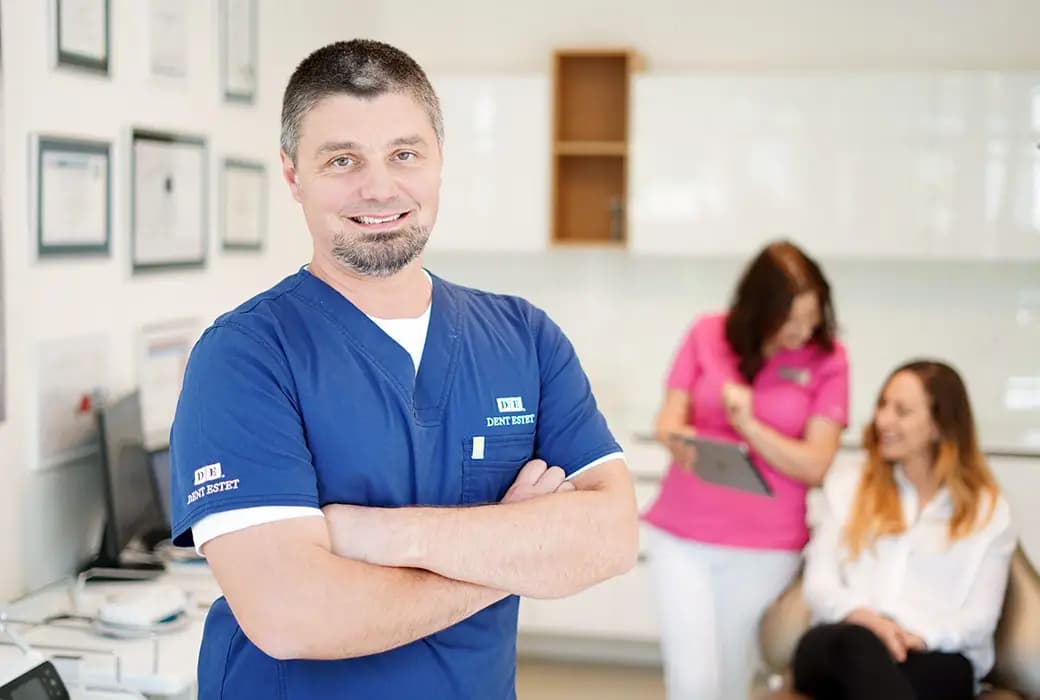 Dr. Alexandru Georgescu, medic dentist Craiova și București