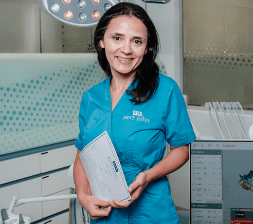 Dentist Brașov - Dr. Alina Pantilie, medic estetică dentară și tratamente dentare cu laser.