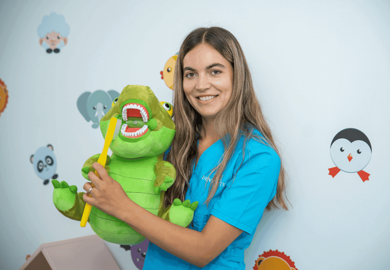 Stomatolog copii Arad - Dr. Denisa Ban - Stomatologie Pediatrică
