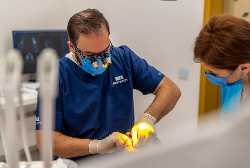 Medic stomatolog DENT ESTET Craiova