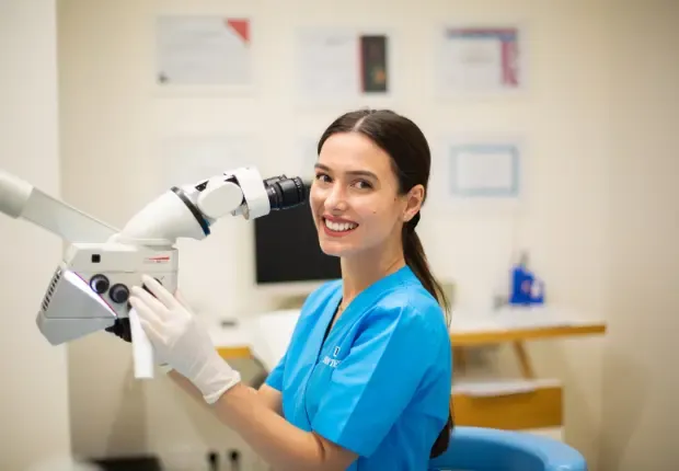 Dr. Doris Turcu – Medic Specialist Chirurgie dento-alveolară - DENT ESTET București 