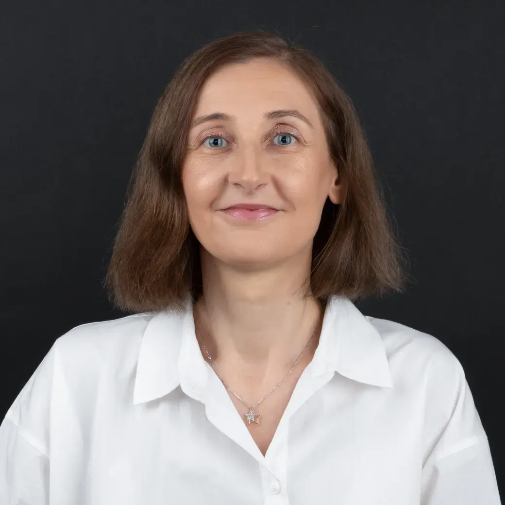 Paula Rușanu - Manager Comunicare DENT ESTET