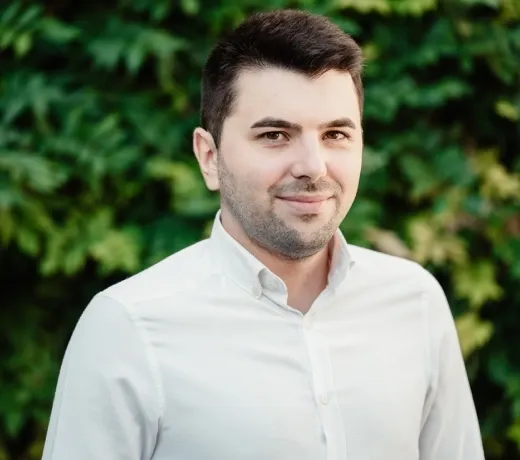Florin Orzan - Marketing and Strategic Projects Specialist DENT ESTET