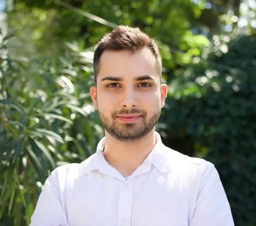 Ilie Naros - Dental Office Manager DENT ESTET Aviatorilor 98